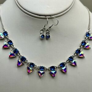 Elegant Blue and Iridescent Necklace and Earring Set